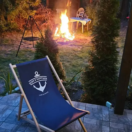 Βίλα Dom U Kapitana W Lubiatowie *