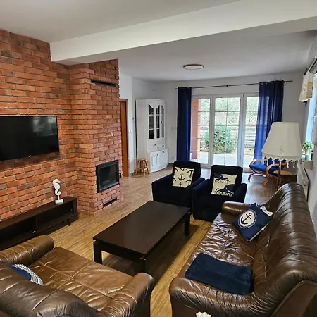 Βίλα Dom U Kapitana W Lubiatowie