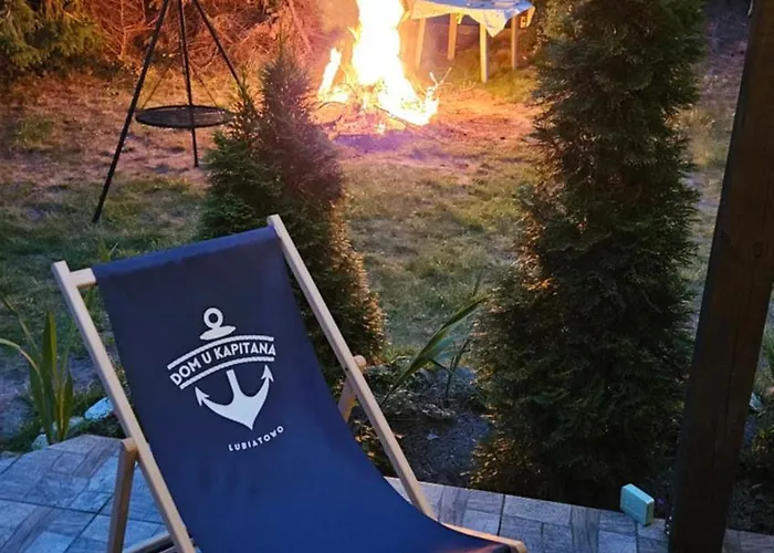 Villa Dom U Kapitana W Lubiatowie *
