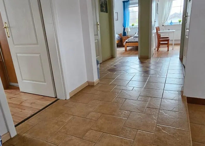 Villa Dom U Kapitana W Lubiatowie *