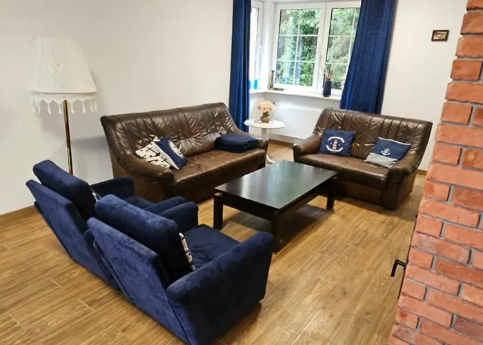 Dom U Kapitana W Lubiatowie * Lubiatowo (Pomerania)