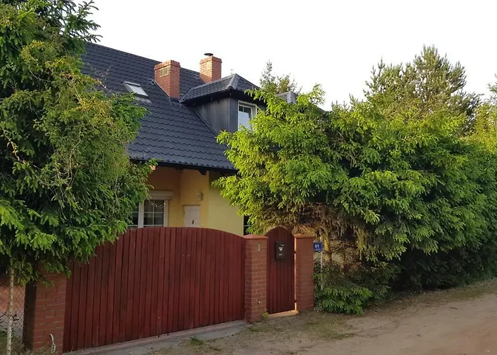 Villa Dom U Kapitana W Lubiatowie Lubiatowo (Pomerania)